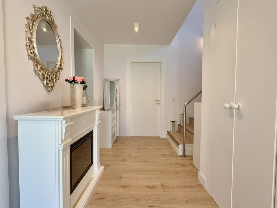 Vilă elegantă cu piscină privată în complex exclusivist – Mogoșoaia