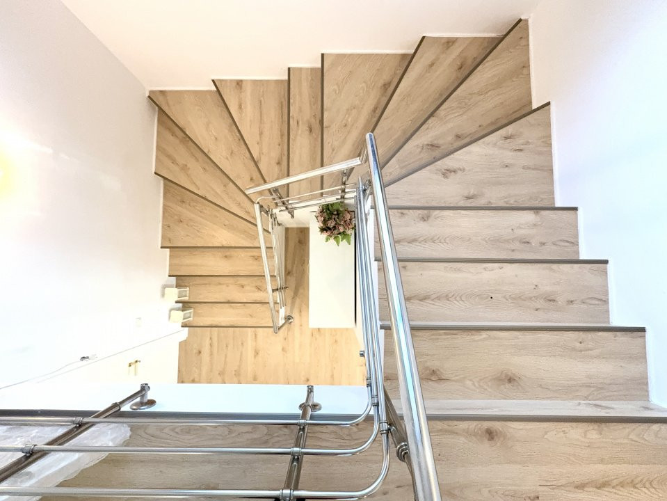 Vilă elegantă cu piscină privată în complex exclusivist – Mogoșoaia