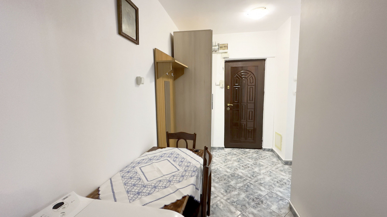 Garsoniera de inchiriat, Piata Veteranilor!