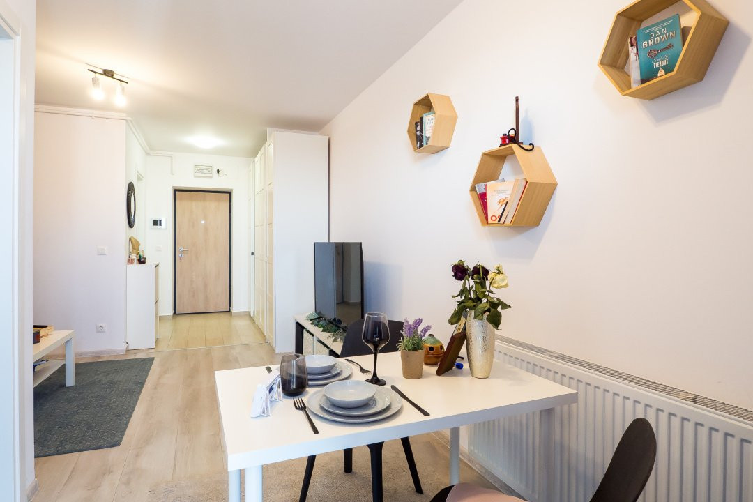 Garsoniera luminoasa in Hils Pallady, metrou, utilata la cheie