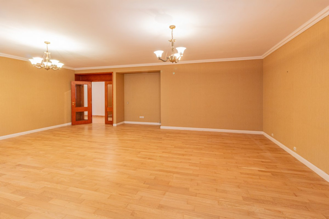 Vezi Parcul Kiseleff! Apartament spectaculos, 4 camere, 175mp