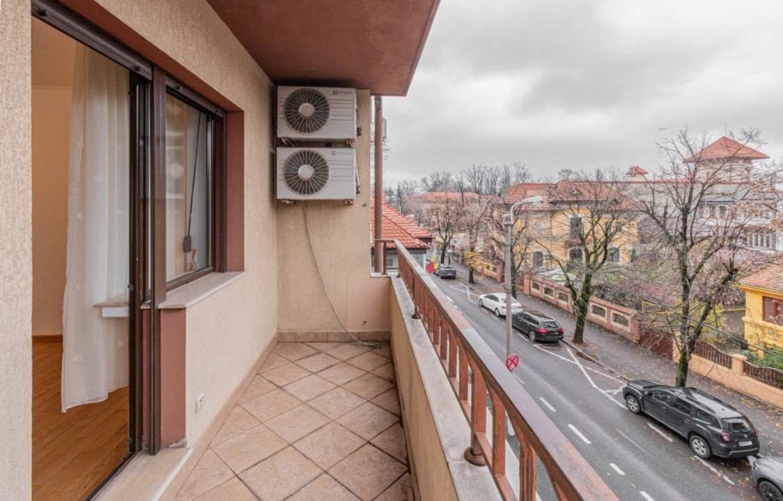 Vezi Parcul Kiseleff! Apartament spectaculos, 4 camere, 175mp