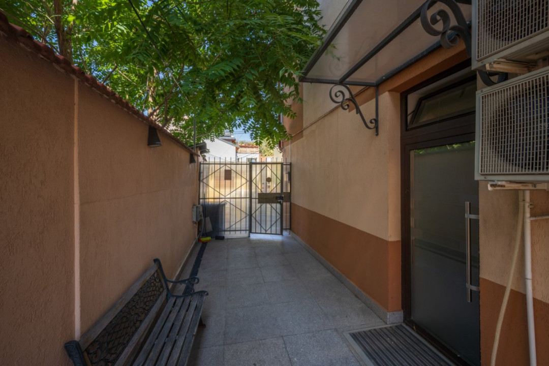 Primaria S1 - Apartament - loc de parcare suprateran - acces dublu 