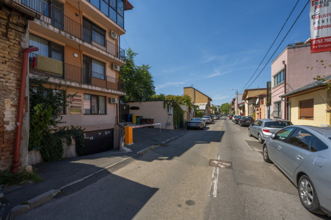 Primaria S1 - Apartament - loc de parcare suprateran - acces dublu 