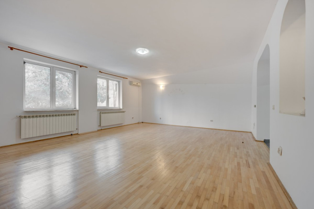 UVERTURII - CETATEA DE BALTA, VILA 436 MP UTILI, LOT 300 MP!