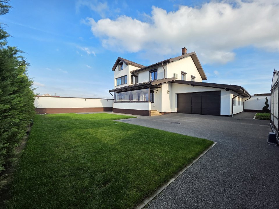 Luxury Villa • Reședință Unică într-un Ansamblu Privat