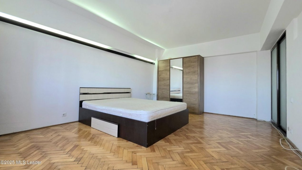 Regina Maria - Libertatii, 3 Camere Decomandat, Panorama