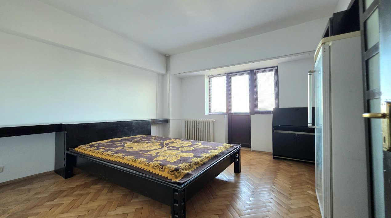 Regina Maria - Libertatii, 3 Camere Decomandat, Panorama