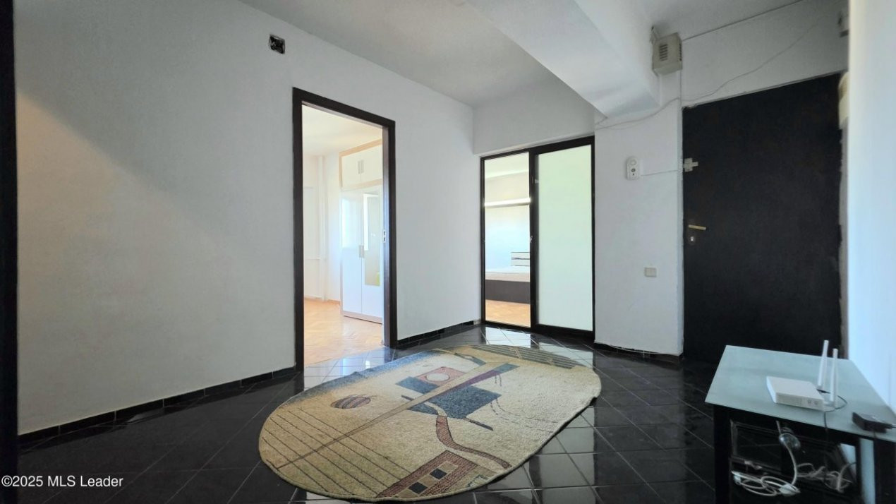 Libertatii - Regina Maria, 3 Camere Decomandat, Panorama