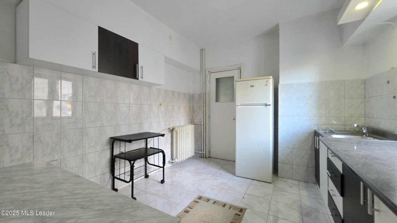 Libertatii - Regina Maria, 3 Camere Decomandat, Panorama