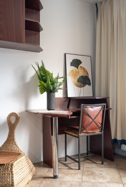 Garsoniera Crangasi - str. Padureni