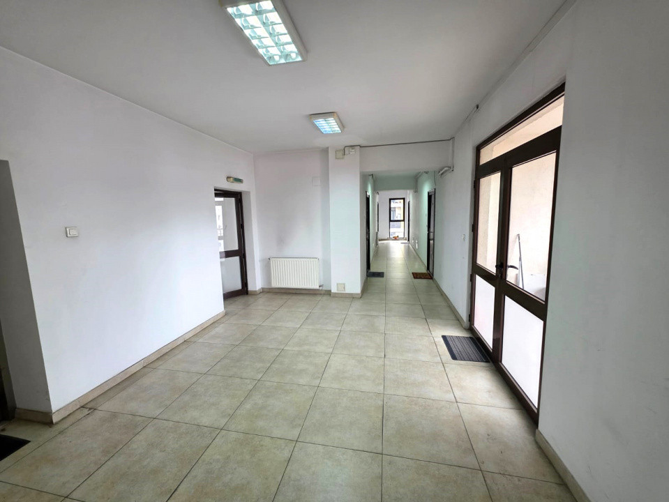 De vanzare 2 camere in Berceni - 10 min metrou Aparatori, str Moldovita 