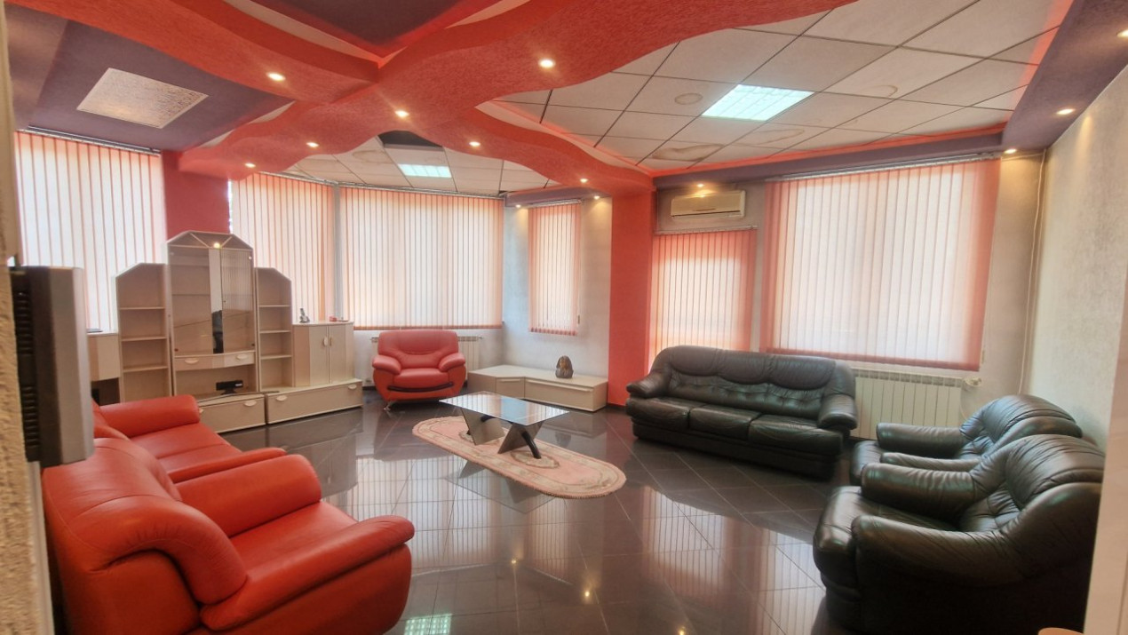 Vila individuala , B-dul Pieptanari, acceptam si cazre muncitori !