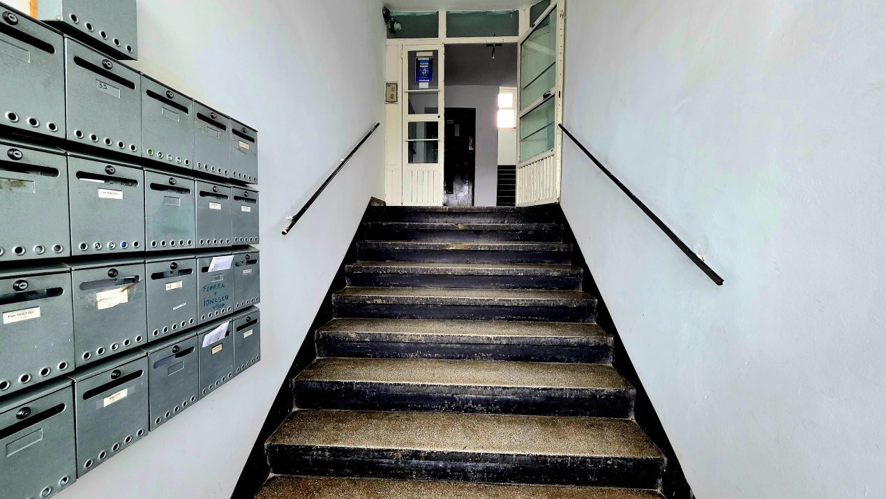 Se inchiriaza apartament 2 camere semidecomandat, Basarab