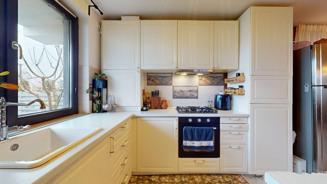 De vanzare vila Petresti/Corbeanca