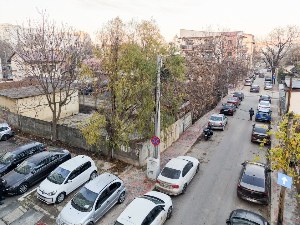 Teren imprejmuit, toate utilitatile, sector 3, Ramnicu Sarat