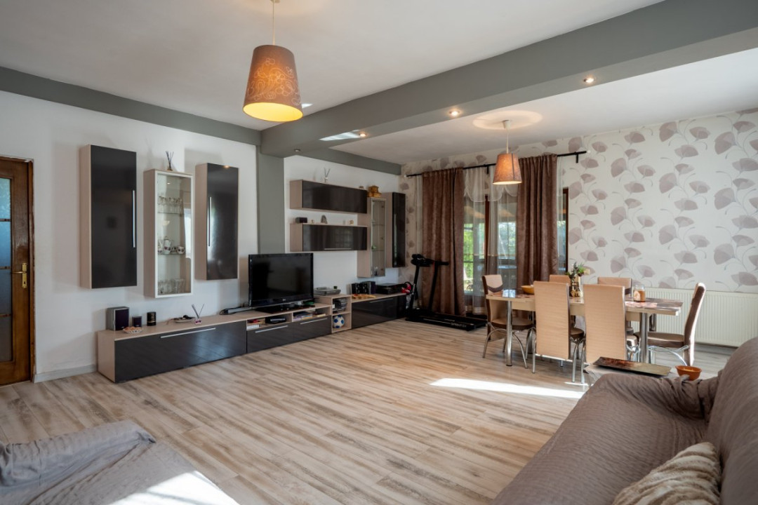 Casa de familie in Saftica