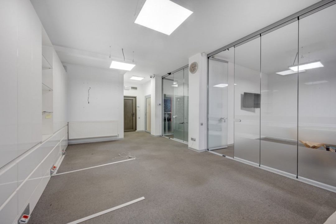 Primaria S1 - Apartament - loc de parcare suprateran - acces dublu 