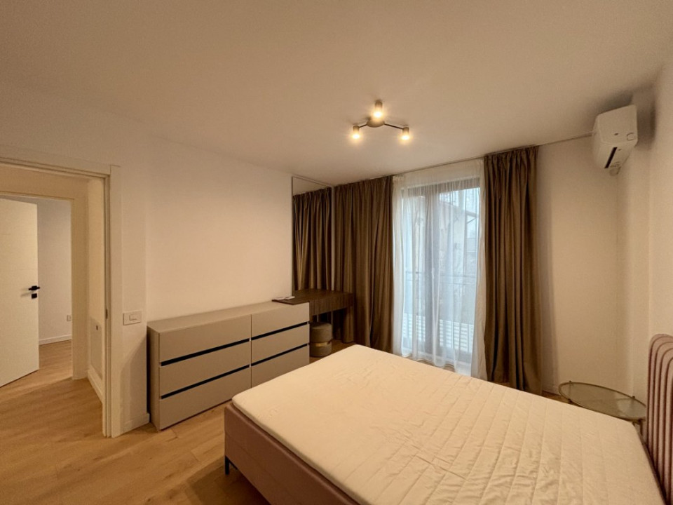 Vila mobilata in complex nou, Voluntari