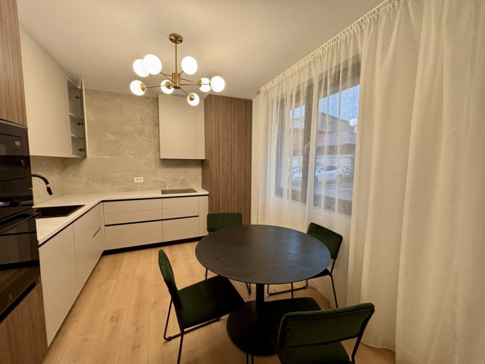 Vila mobilata in complex nou, Voluntari