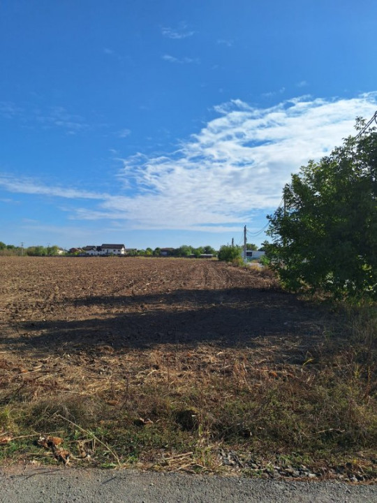 Snagov- Ciofliceni, loturi de casă între 504-670mp, Șerban Cantacuzino!