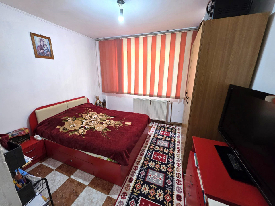 De vanzare 2 camere Lujerului - Ale Cetatuia(centrala proprie)