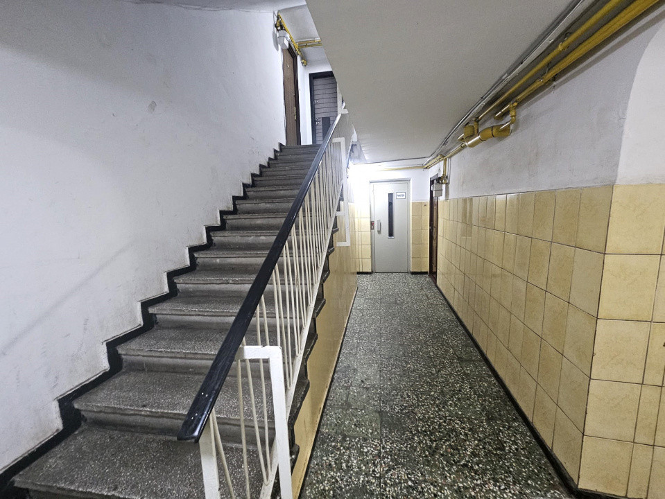 De vanzare 2 camere Lujerului - Ale Cetatuia(centrala proprie)