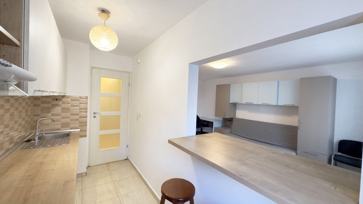 Cauți o garsonieră? Asta s-ar putea să fie prea bună ca să o ignori