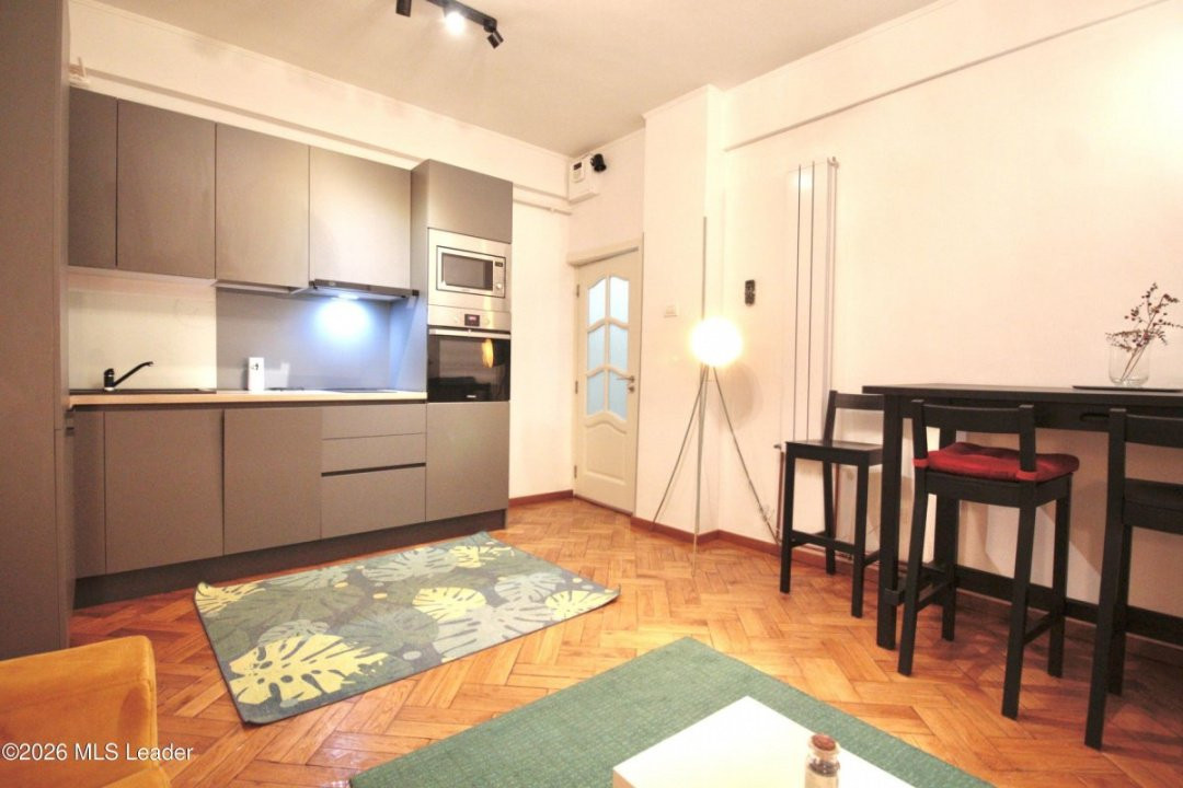 VASILE LASCAR- BATISTEI, STUDIO 41 MP, RENOVAT, LIBER, MOBILAT SI UTILAT COMPLET