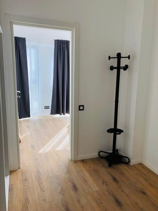 Sisesti 2 camere complet mobilat + parcare subterană Metrou 8'