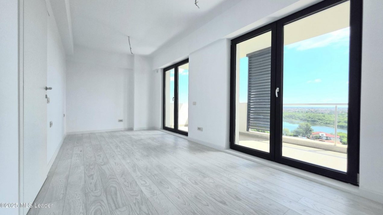 Penthouse Duplex, SunLake Residence, Panorama Superba