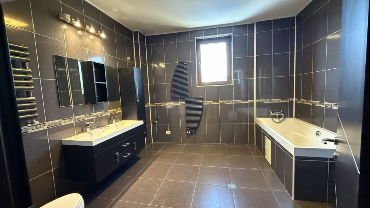 Vila premium, oportunitate rara in zona Eroii Revolutiei, Bulevardul Pieptanari