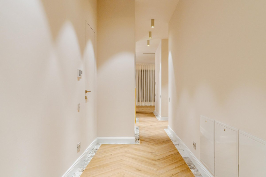 Ce priveliste! Deasupra tuturor - Penthouse Spectaculos cu Terase 210mp!