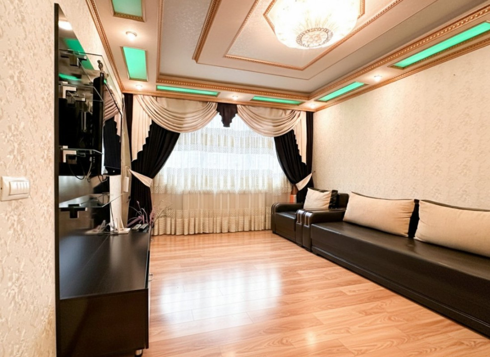 Apartamentul unde copilăria încă se poate trăi afară