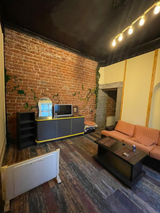 Apartament in vilă 3 camere, curte 40mp - Nerva Traian