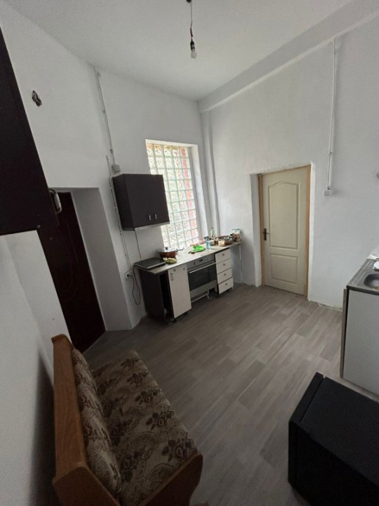 Apartament in vilă 3 camere, curte 40mp - Nerva Traian