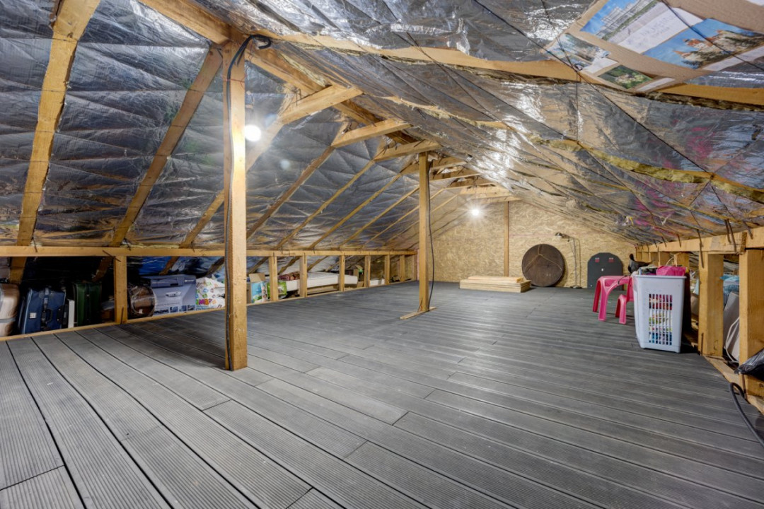 BERCENI – MACULUI, CASA 112 MP UTILI, LOT 320 MP!