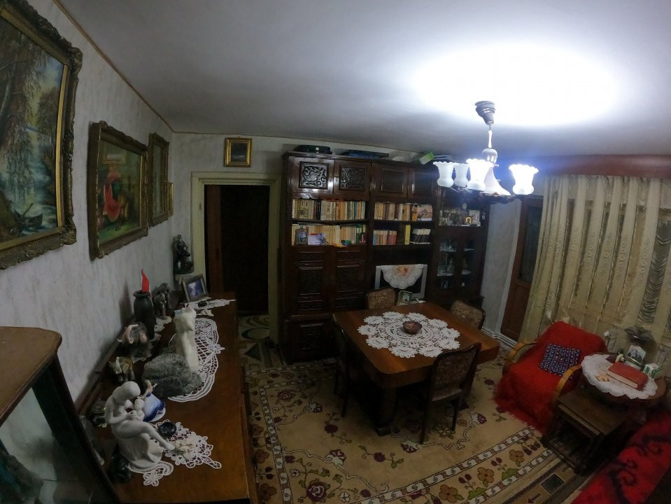 Apartament de Vânzare – central, la etaj 1 cu 3 cam !!!