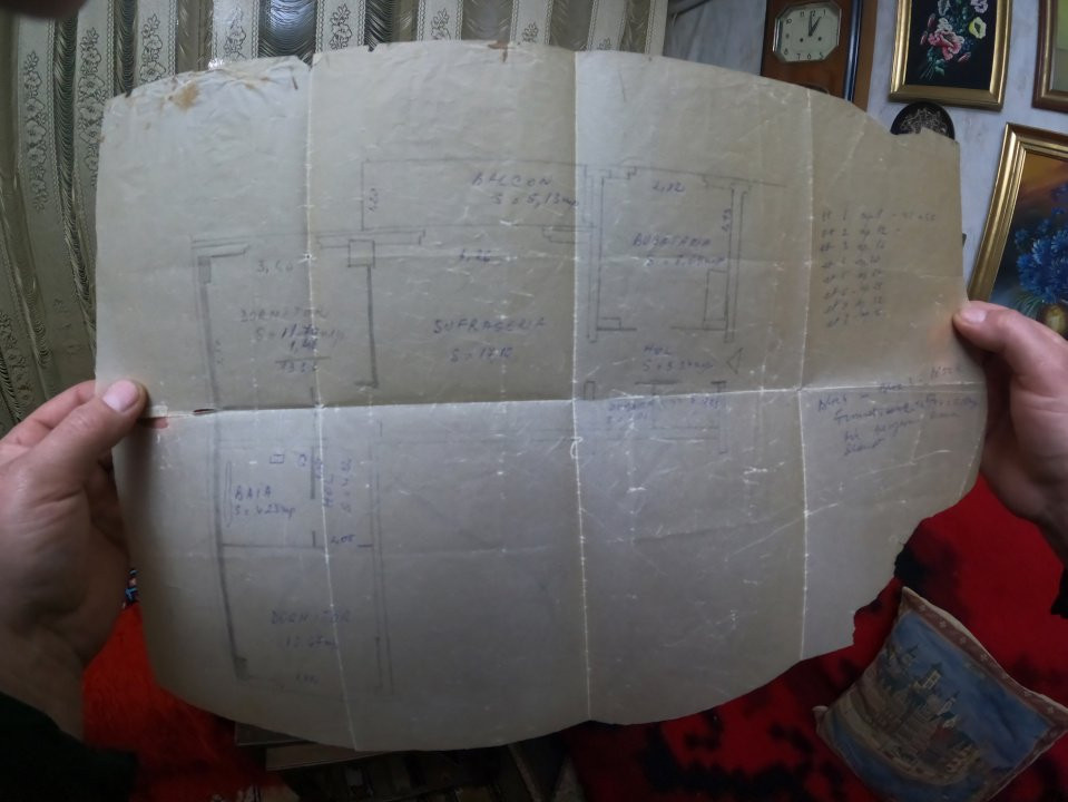 Apartament de Vânzare – central, la etaj 1 cu 3 cam !!!