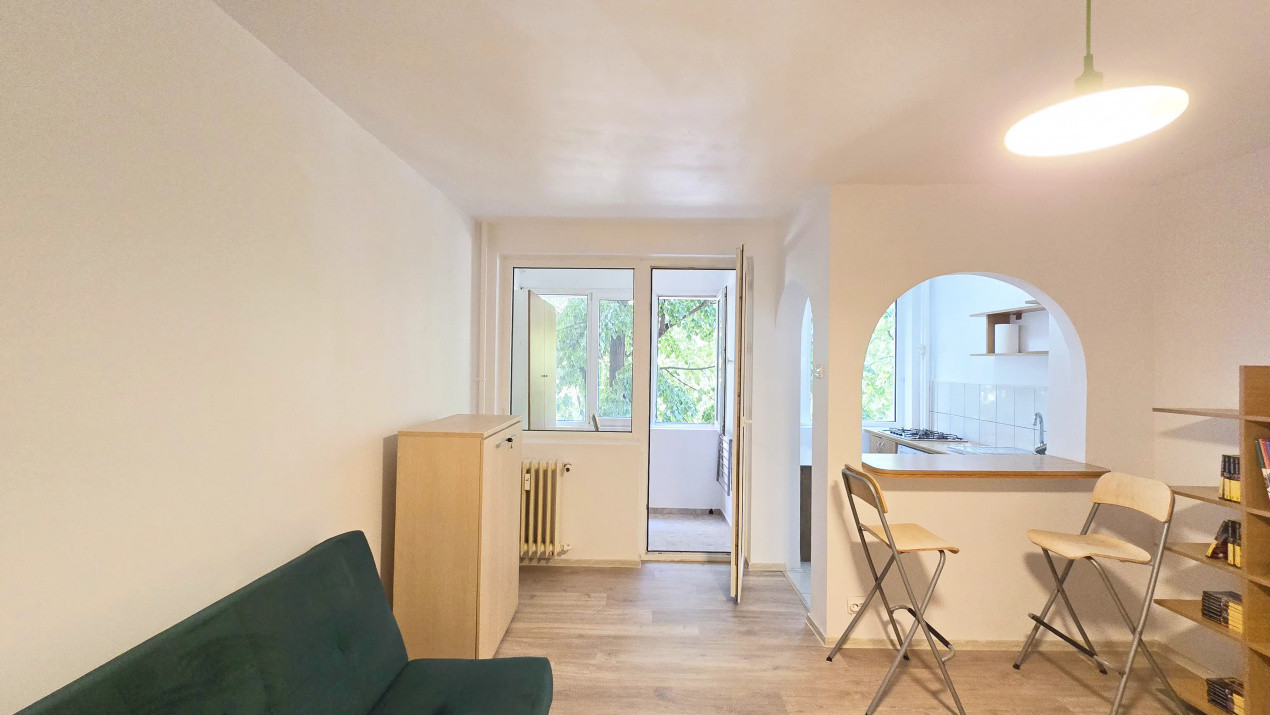 Iesi din bloc urci in metrou Dristor 2!