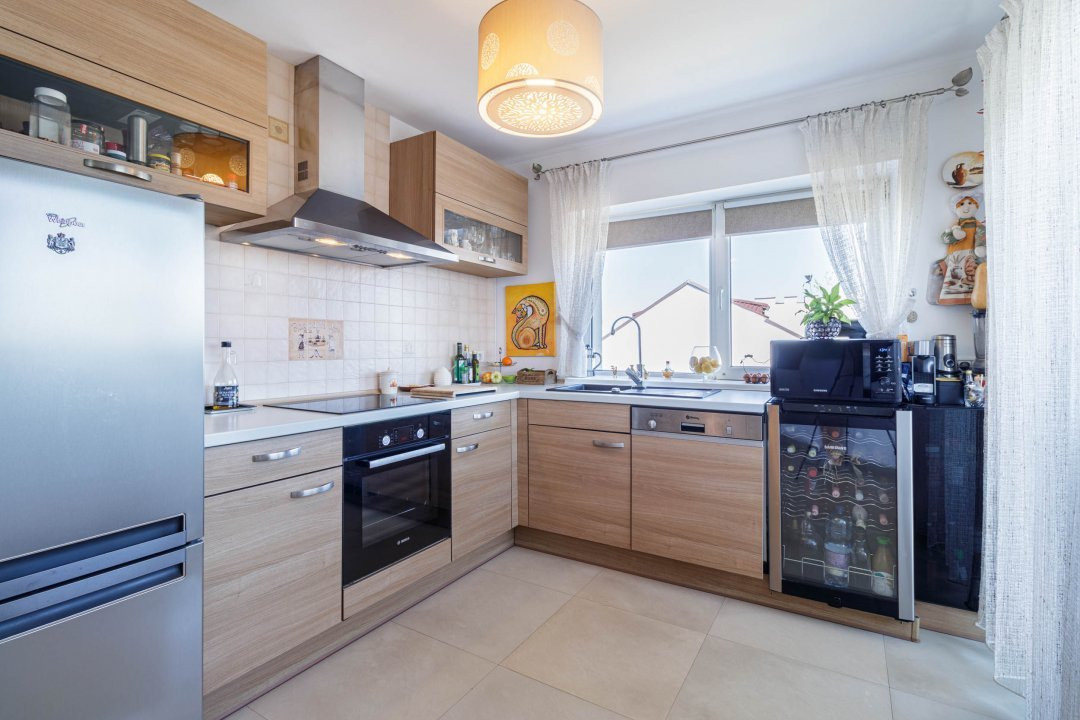 Clădire modernă, versatilă, cu terasă panoramică – locuință sau business | Secto