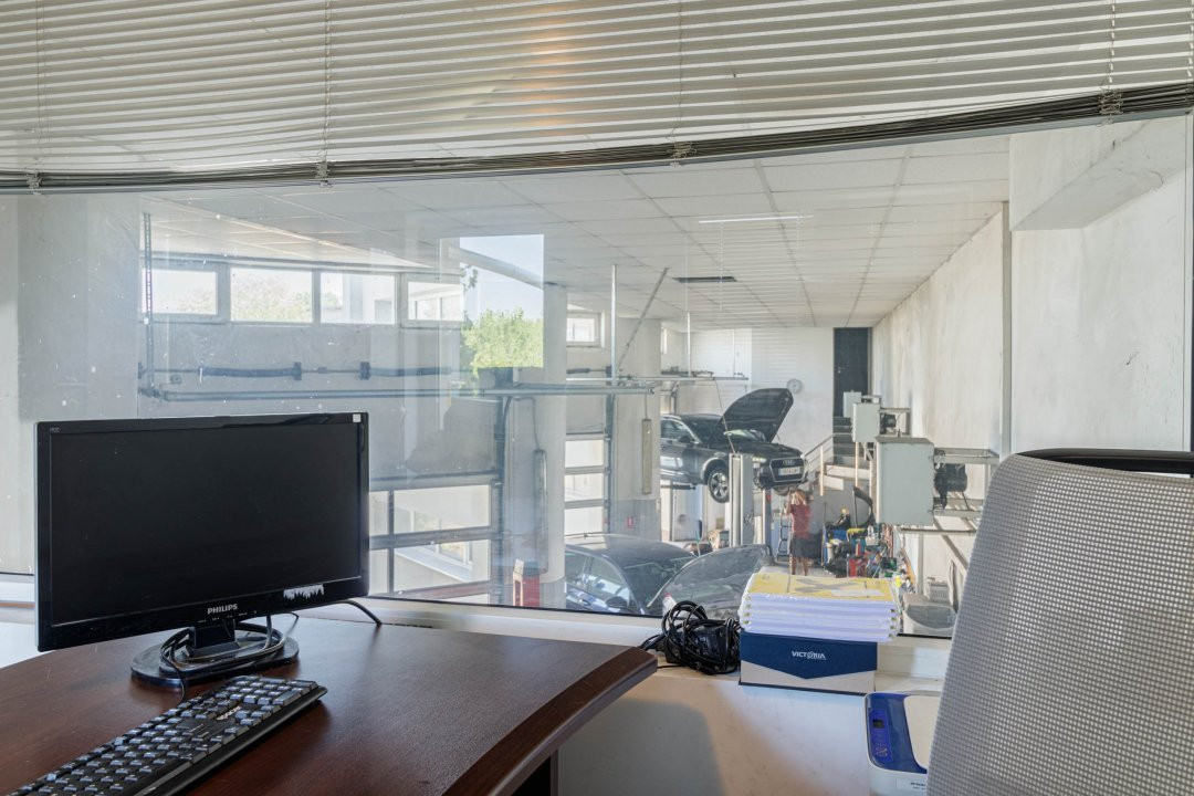 Clădire modernă, versatilă, cu terasă panoramică – locuință sau business | Secto