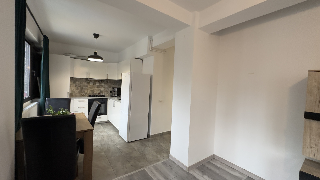 Apartament cu 2 camere de inchiriat, un loc cu energie bună.
