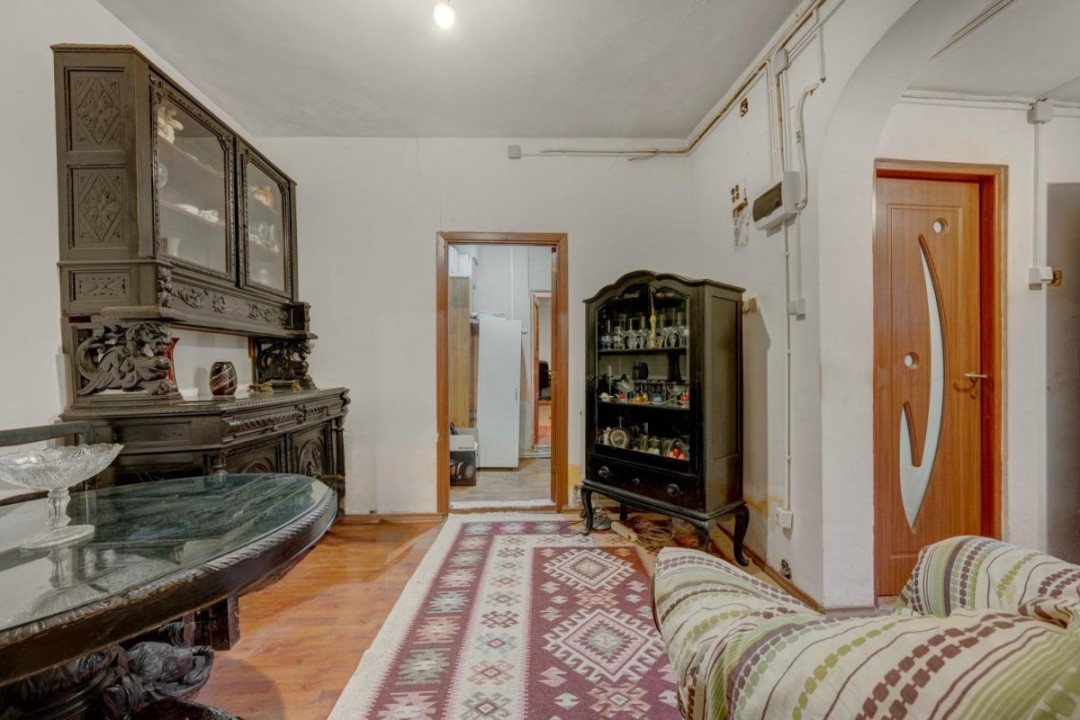 CAROL - REGINA MARIA, CASA 63 MP!