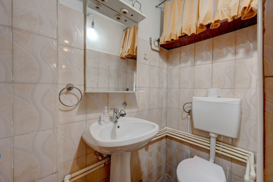 CAROL - REGINA MARIA, CASA 63 MP!