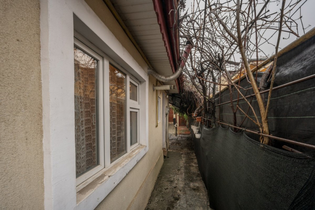 CAROL - REGINA MARIA, CASA 63 MP!