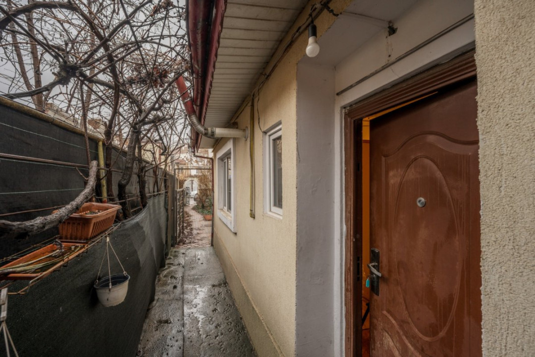 CAROL - REGINA MARIA, CASA 63 MP!