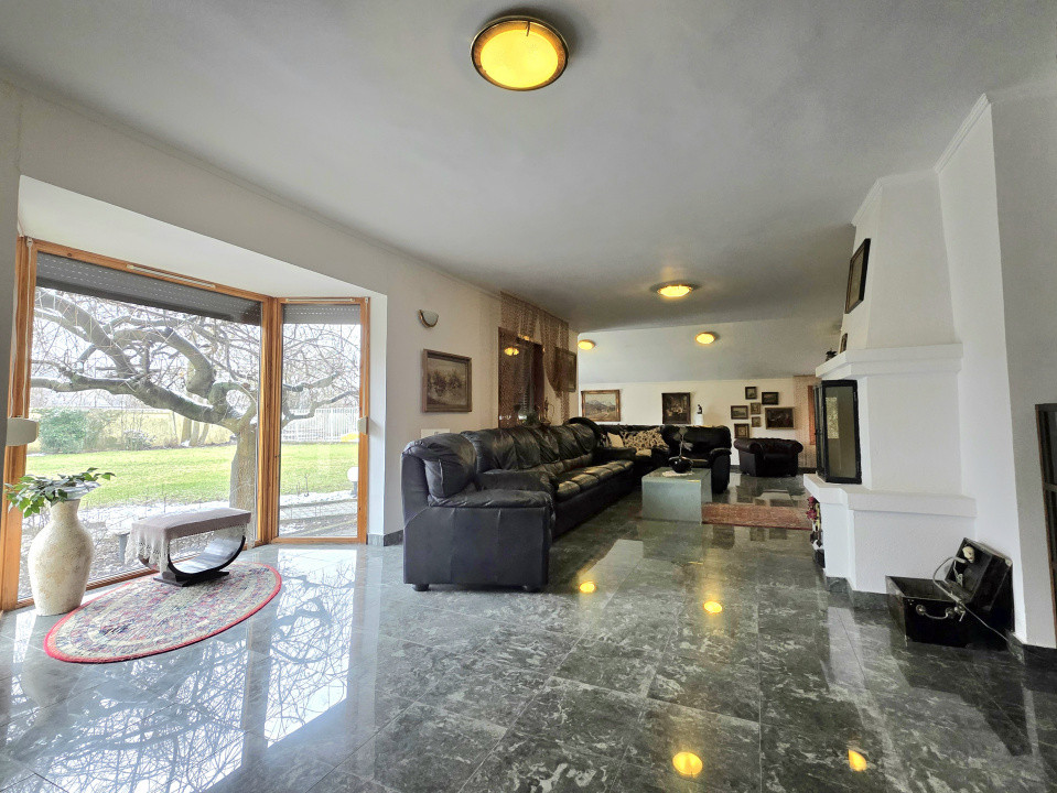 Vilă deosebită de vânzare în Otopeni langa ''Ana Aslan'' - arhitectura germana