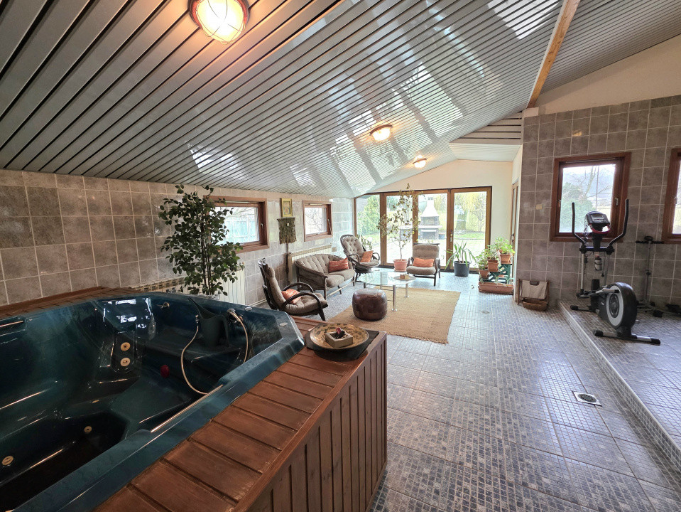 Vilă deosebită de vânzare în Otopeni langa ''Ana Aslan'' - arhitectura germana