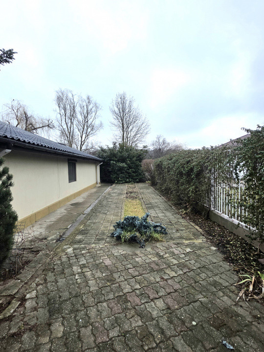 Vilă deosebită de vânzare în Otopeni langa ''Ana Aslan'' - arhitectura germana